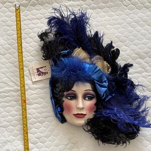 Elegant Blue and Black Feathered Mask